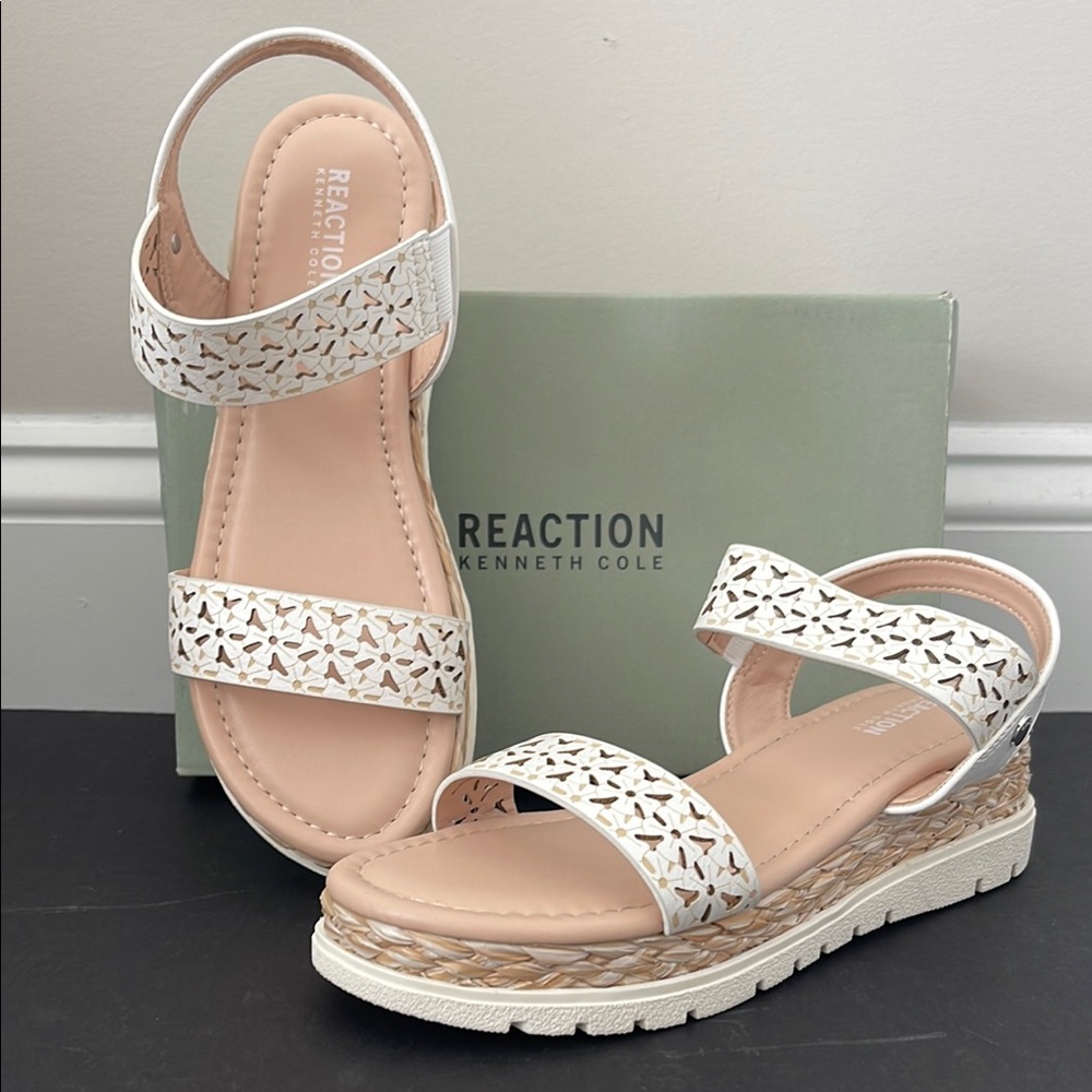 NWT Reaction Kenneth Cole Big Kids White Laser-Cut Slingback Platform Sandals 5